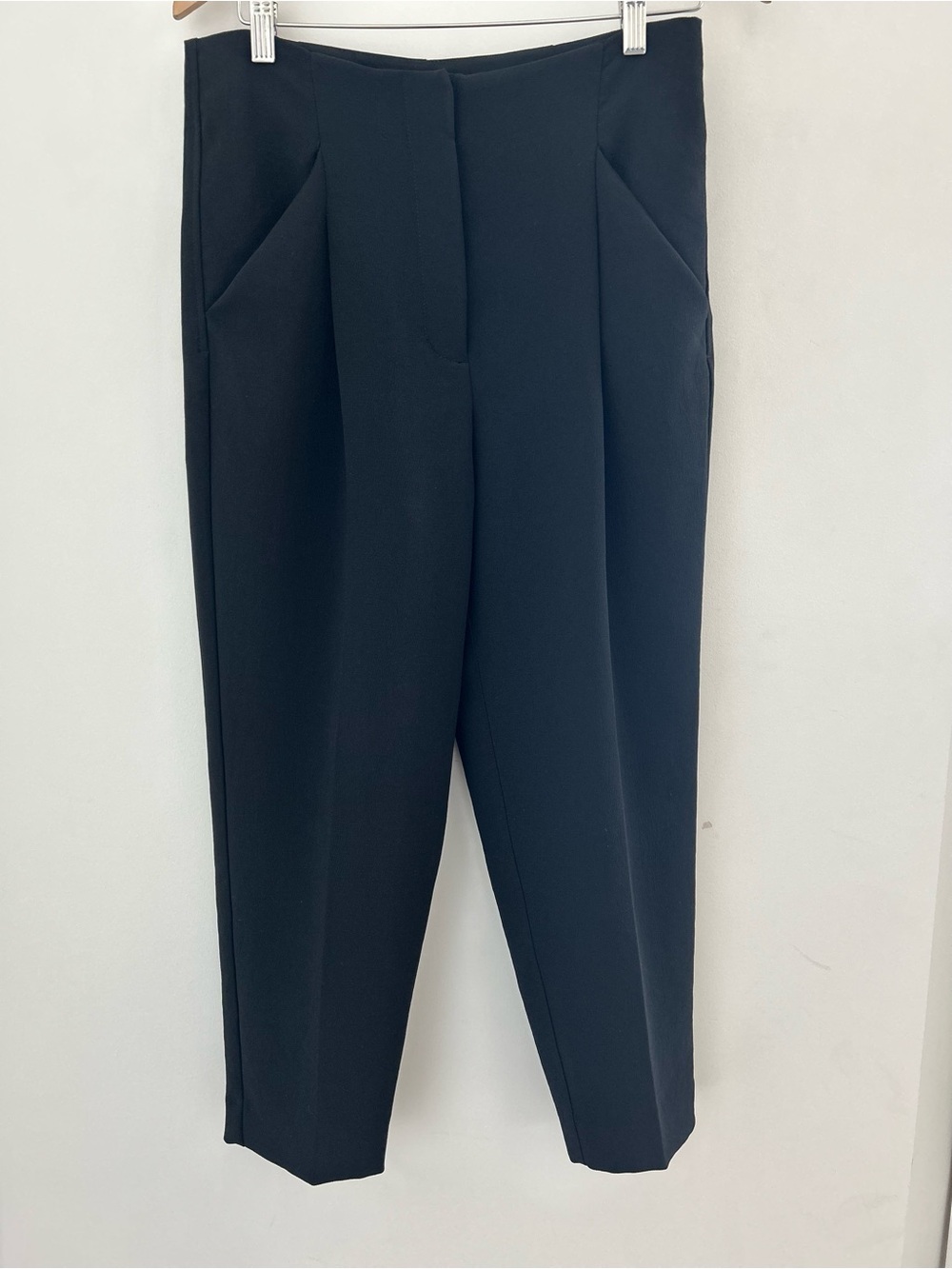 Aritzia Wilfred Black Tailored Tapered Chambray Trousers